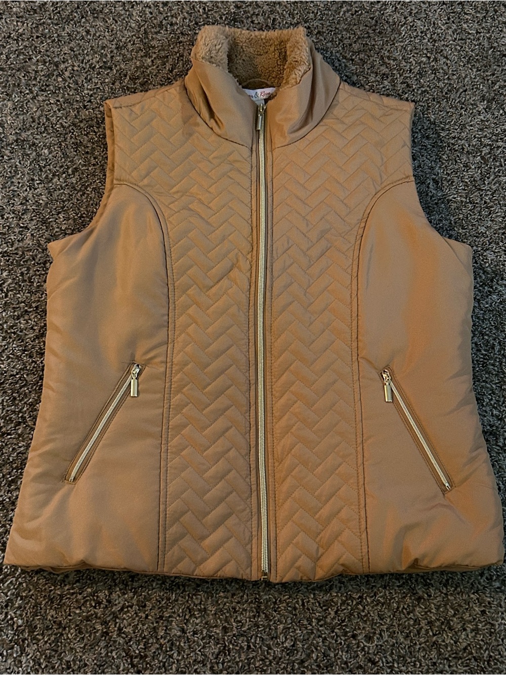Quilted Tan Puffer Vest with Fleece Neck